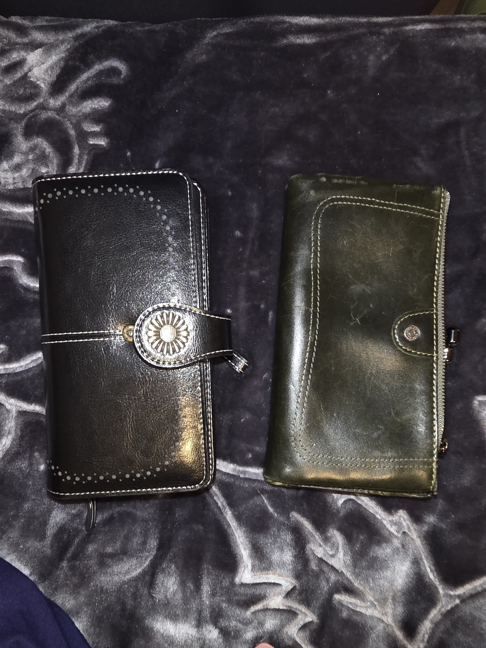 Women's Leather Trifold Wallet Bundle